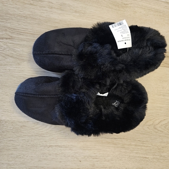 NWT Soul Mates Faux Fur Slippers. SIZE 9. Black - Picture 3 of 9